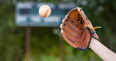 Best Baseball Gloves for Outfield
