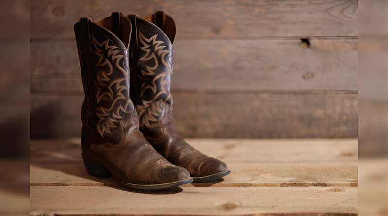 Best Cowboy Boots for Narrow Feet