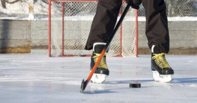 Best Ice Hockey Skates For Flat Feet