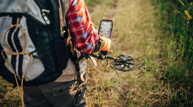 Best Metal Detector For Adults