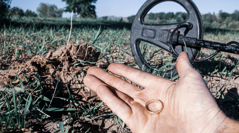 Best Metal Detectors For Jewelry