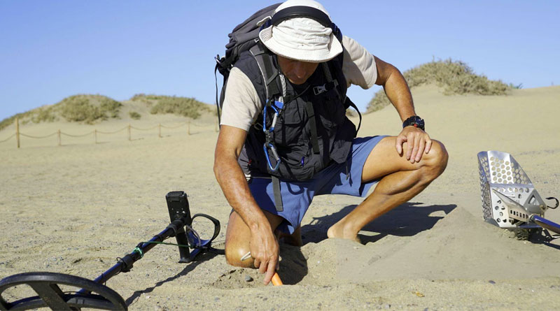 Best Metal Detectors For Treasure Hunting