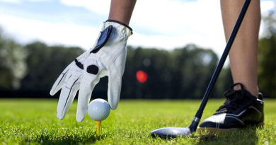 Best Golf Gloves For Sweaty Hands