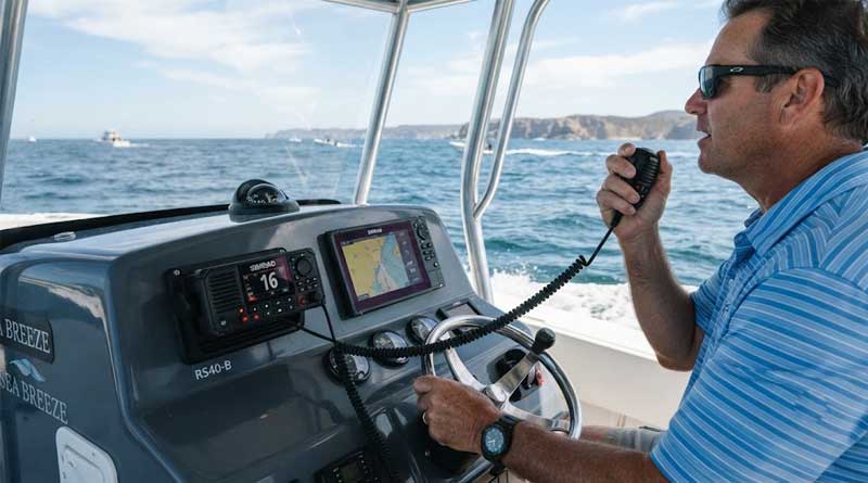 Best VHF Radios for Boats